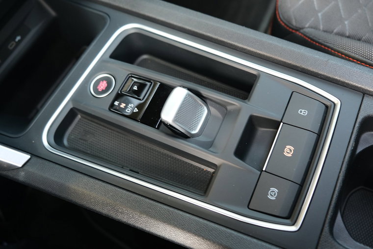 Vehicle Image 36