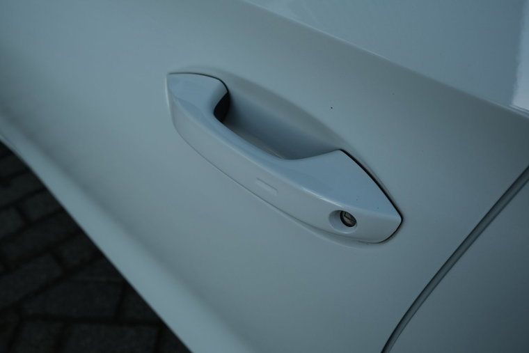 Vehicle Image 38