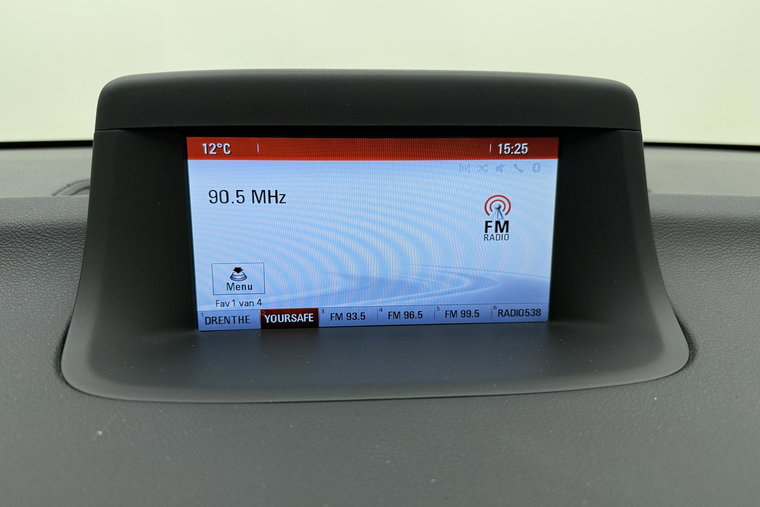 Vehicle Image 25