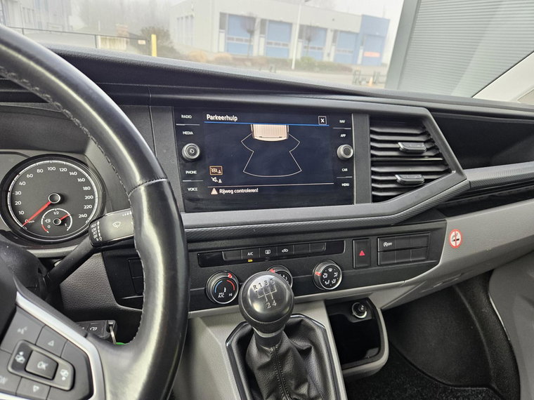 Vehicle Image 40