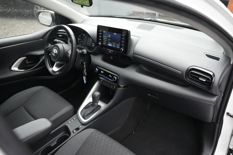 Vehicle Image 11