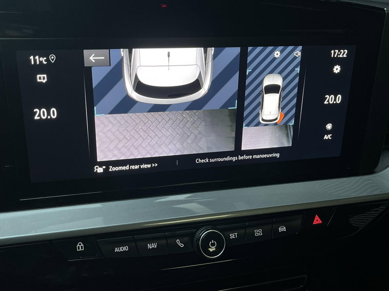 Vehicle Image 35