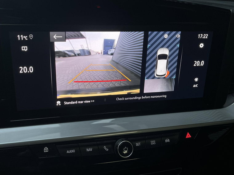 Vehicle Image 36