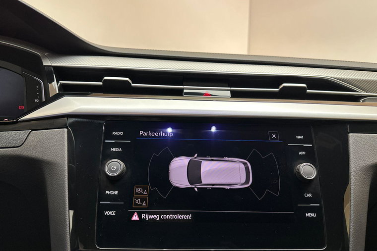 Vehicle Image 24