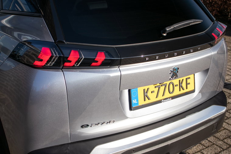 Vehicle Image 35