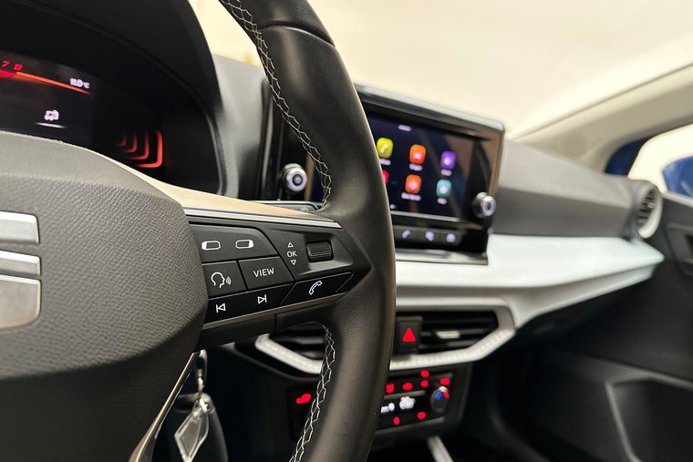 Vehicle Image 18