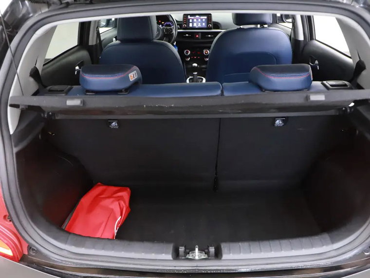 Vehicle Image 19