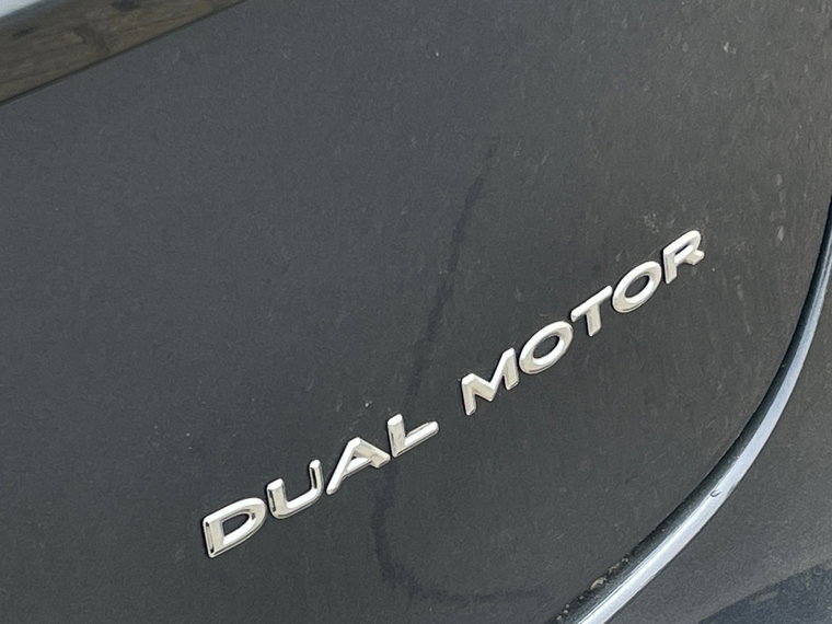 Vehicle Image 26