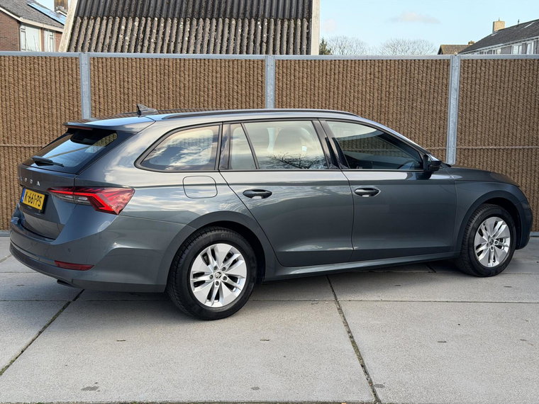 Vehicle Image 40