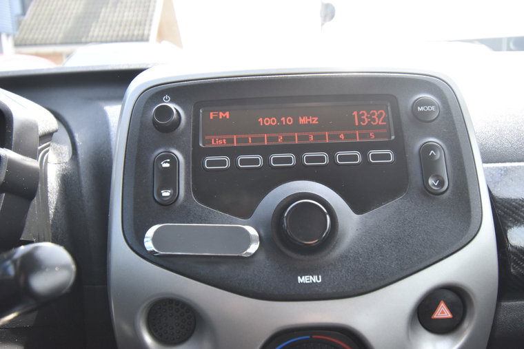 Vehicle Image 22