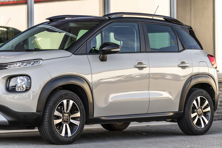 Vehicle Image 14