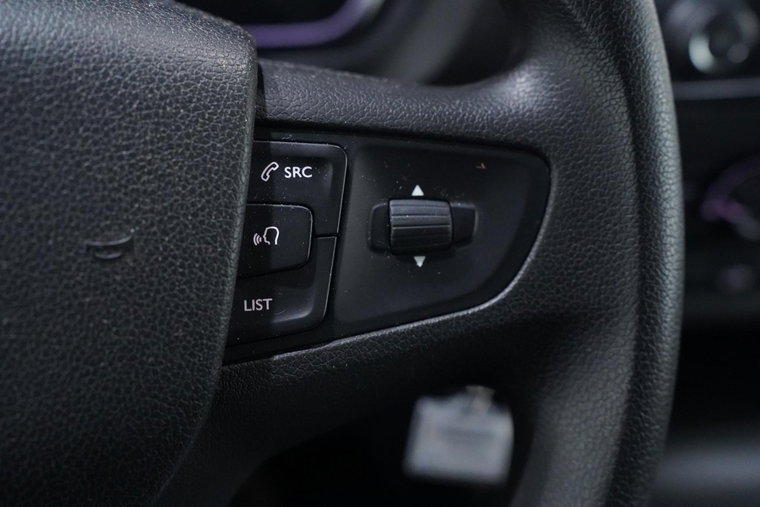 Vehicle Image 32