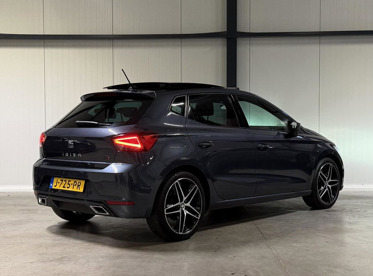 Vehicle Image 19
