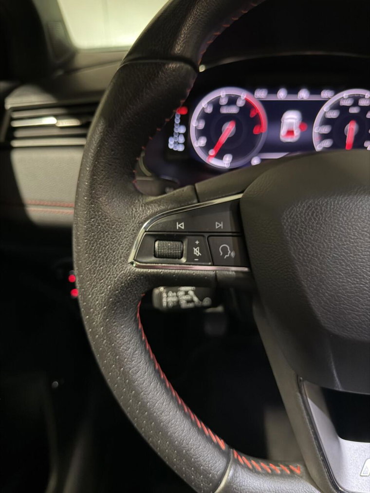 Vehicle Image 27