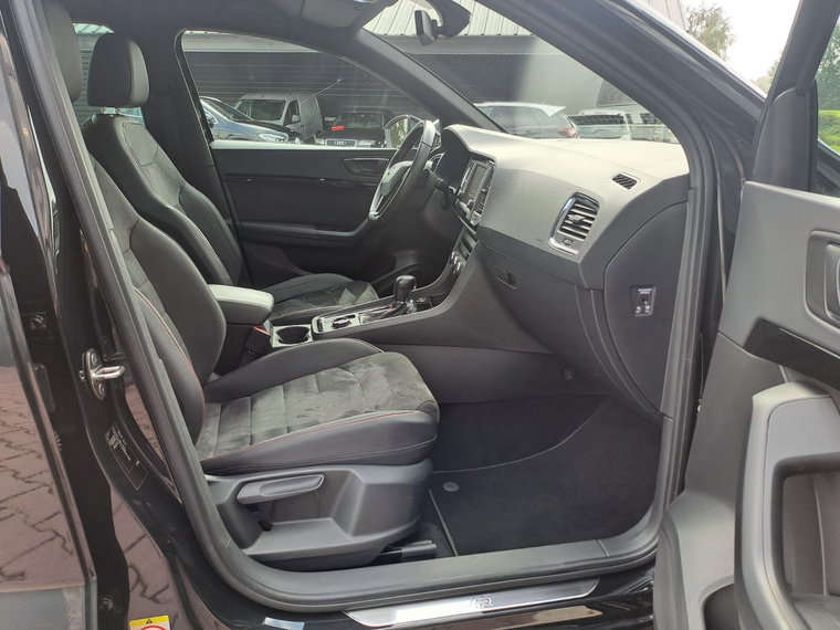 Vehicle Image 32