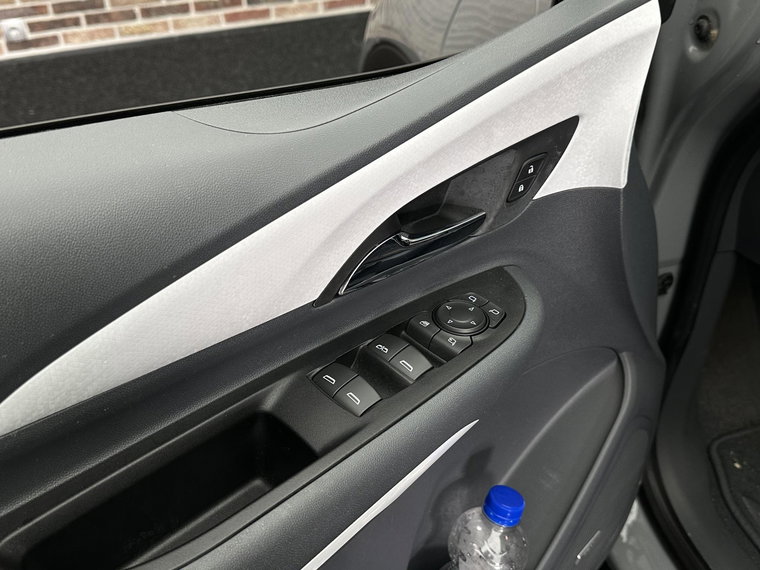 Vehicle Image 27