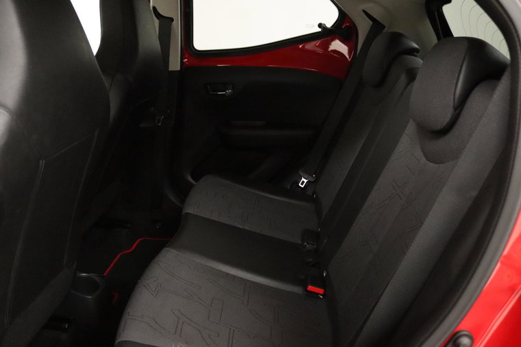Vehicle Image 15