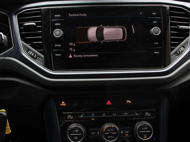 Vehicle Image 39