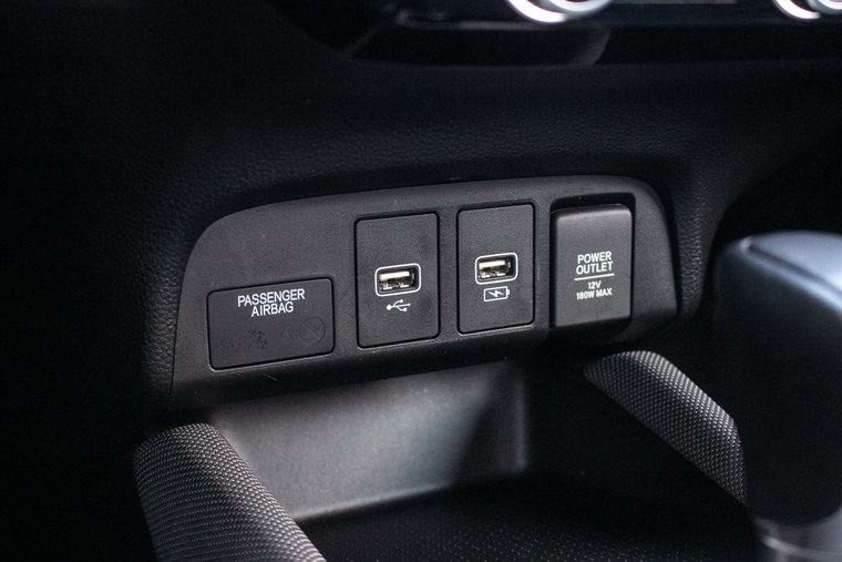 Vehicle Image 24