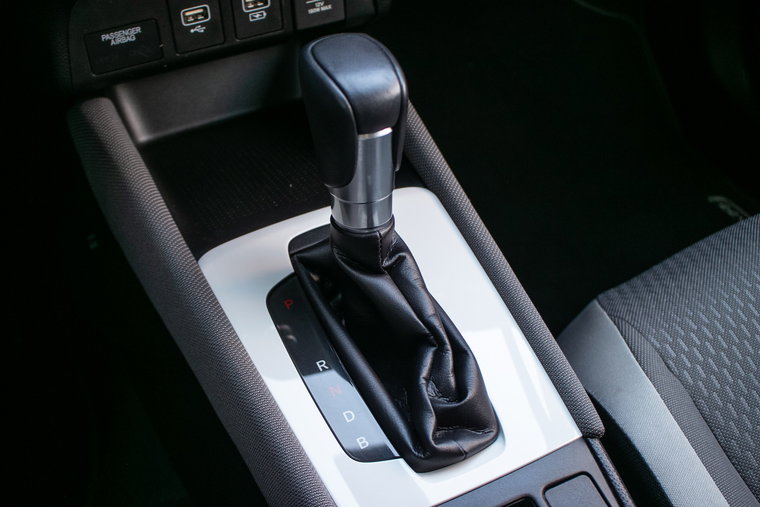Vehicle Image 25