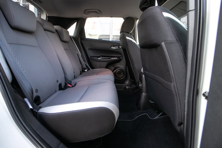 Vehicle Image 8
