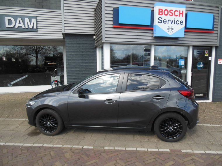 Vehicle Image 3