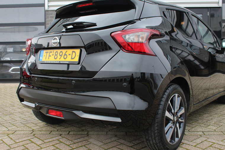Vehicle Image 18