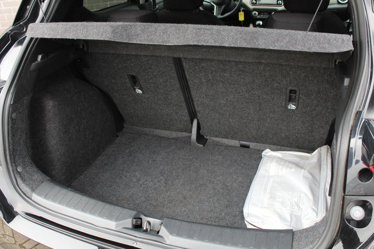 Vehicle Image 24
