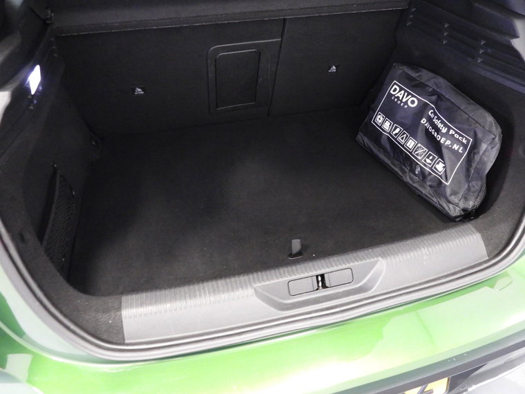 Vehicle Image 37