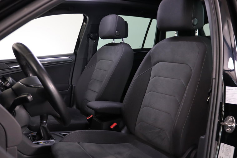 Vehicle Image 48