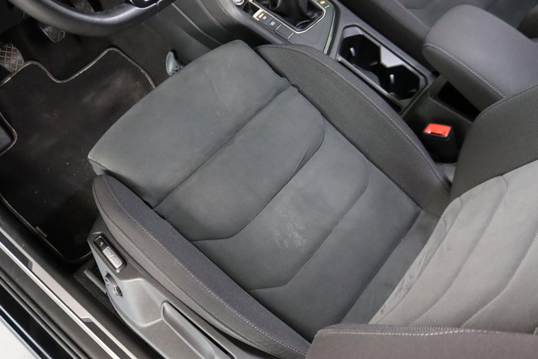 Vehicle Image 50
