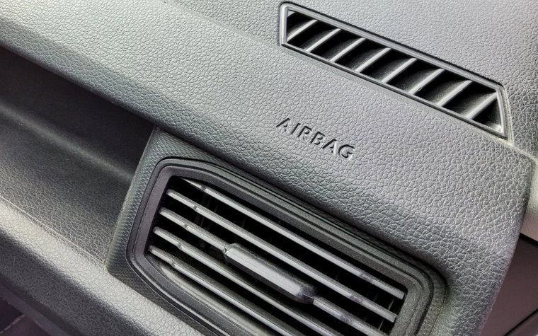 Vehicle Image 24