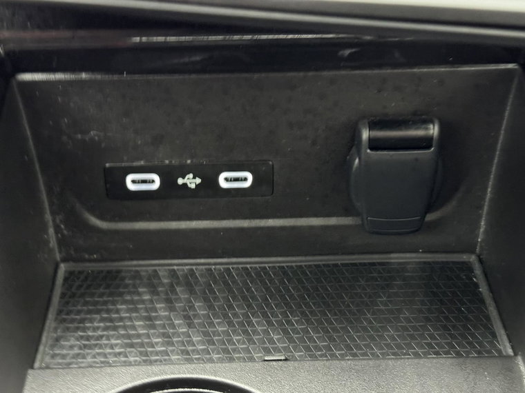 Vehicle Image 45