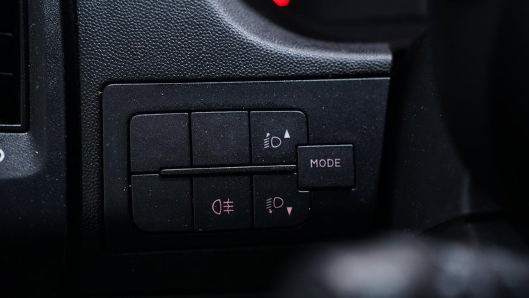 Vehicle Image 31