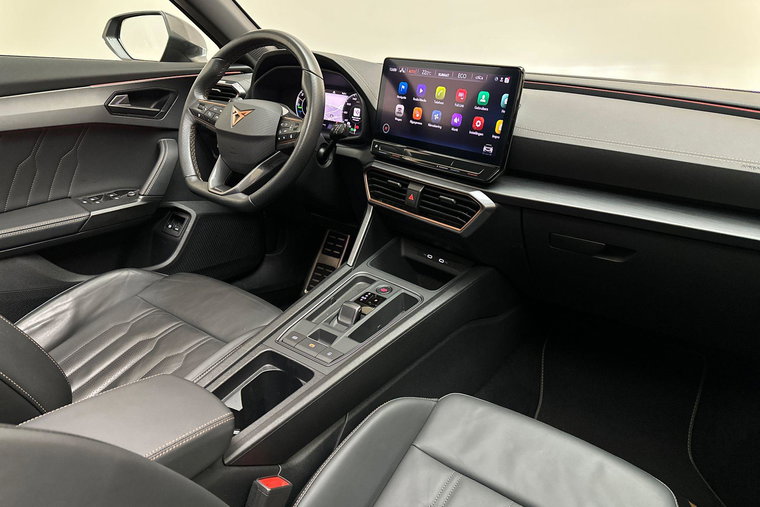 Vehicle Image 15