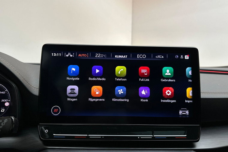 Vehicle Image 28