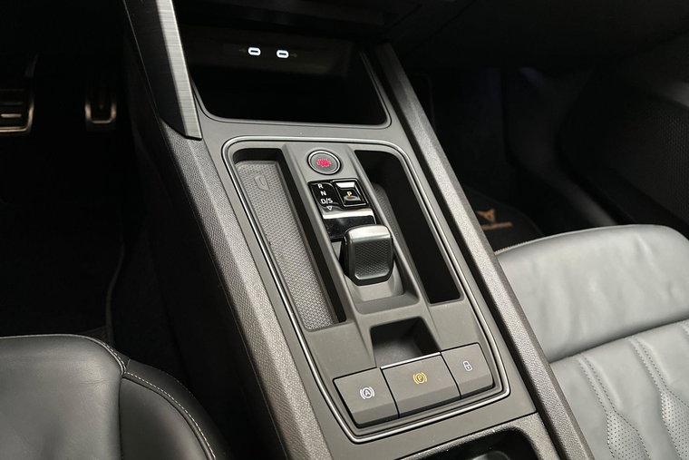 Vehicle Image 35