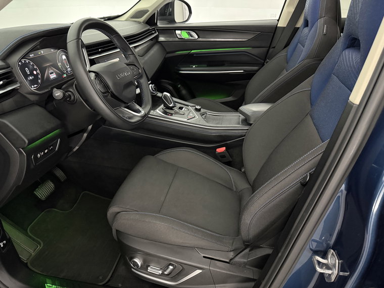 Vehicle Image 40