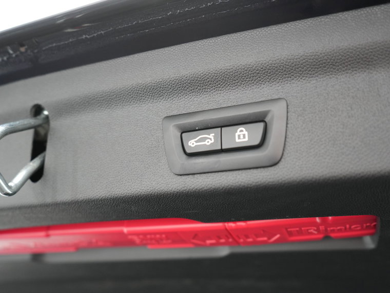 Vehicle Image 38
