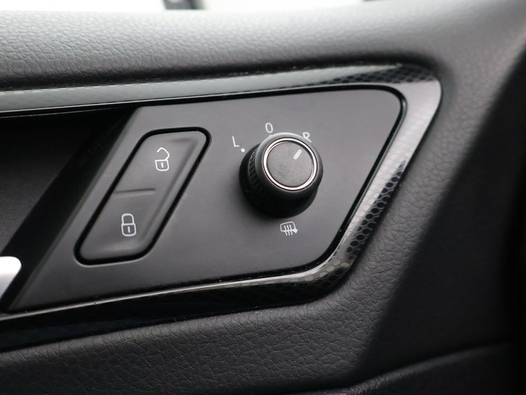 Vehicle Image 41