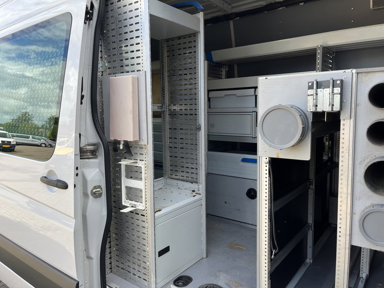 Vehicle Image 33