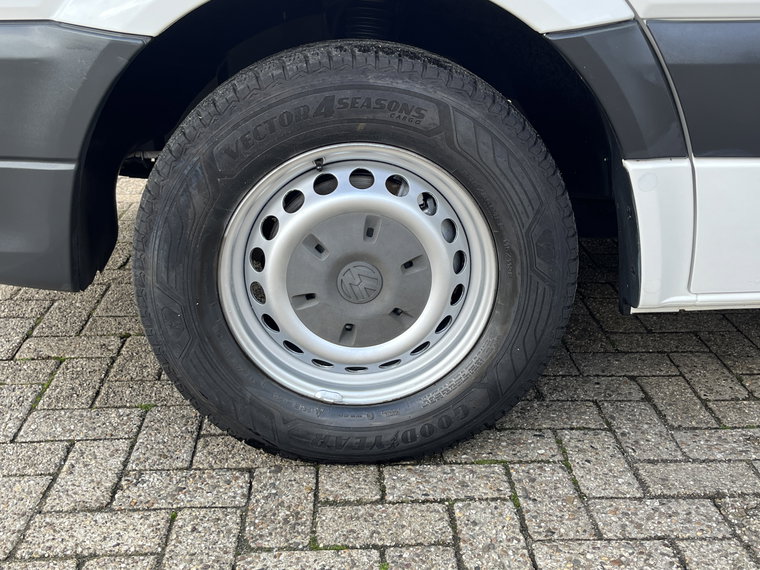 Vehicle Image 39