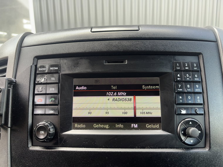 Vehicle Image 48