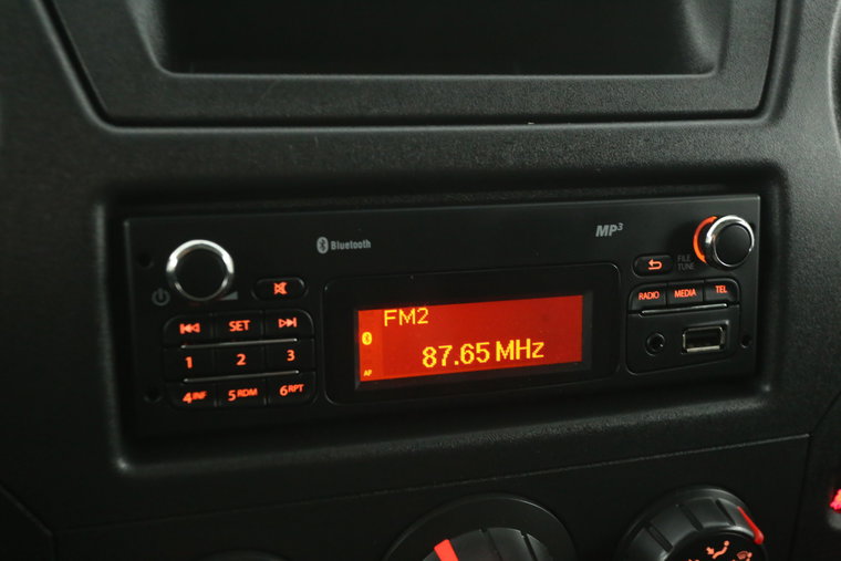 Vehicle Image 13