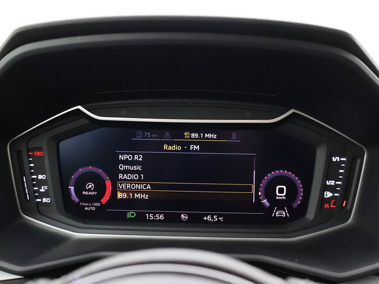 Vehicle Image 35