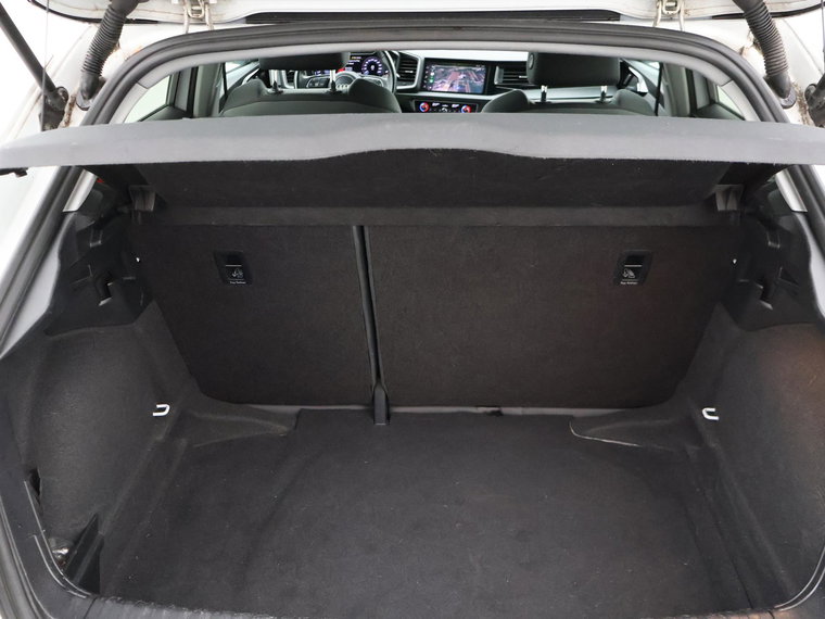 Vehicle Image 36