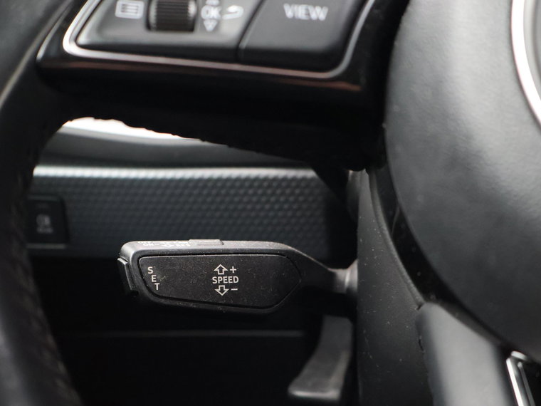 Vehicle Image 40