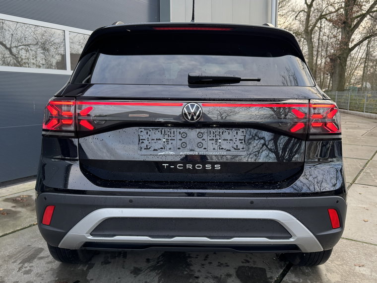 Vehicle Image 48