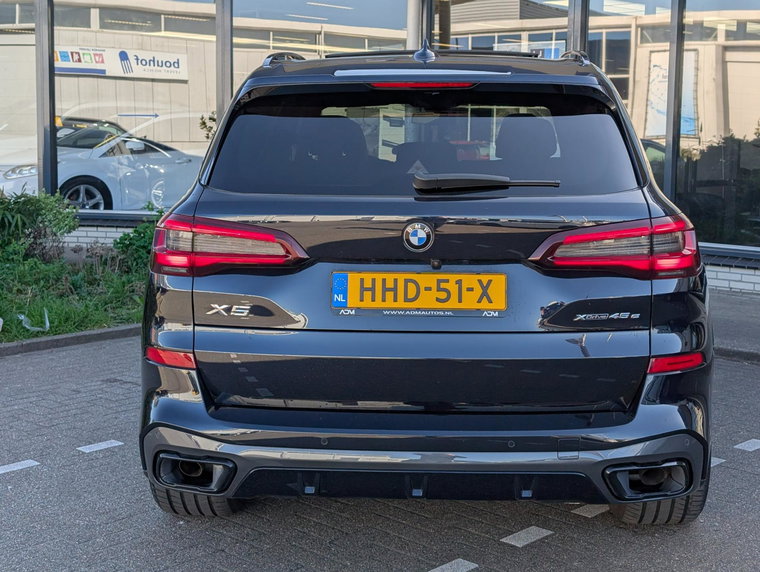 Vehicle Image 17