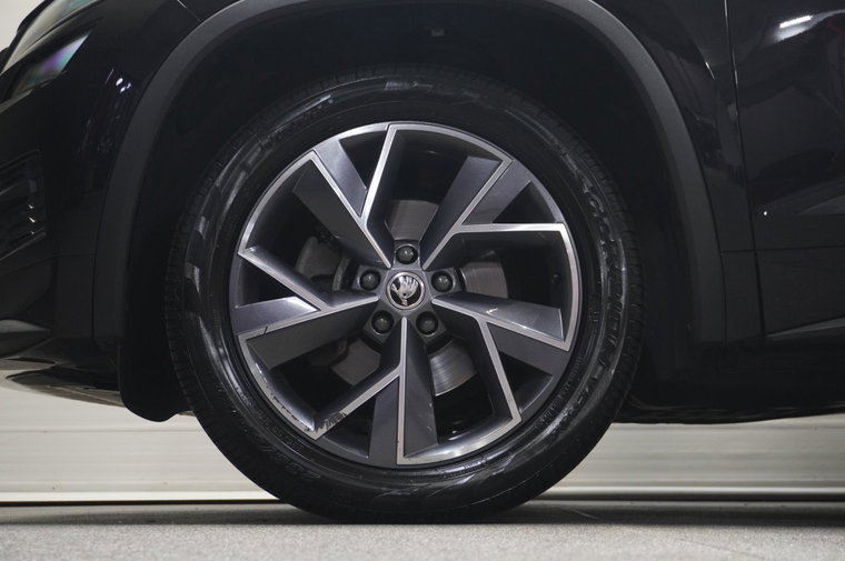 Vehicle Image 20